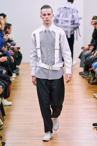 Look 34